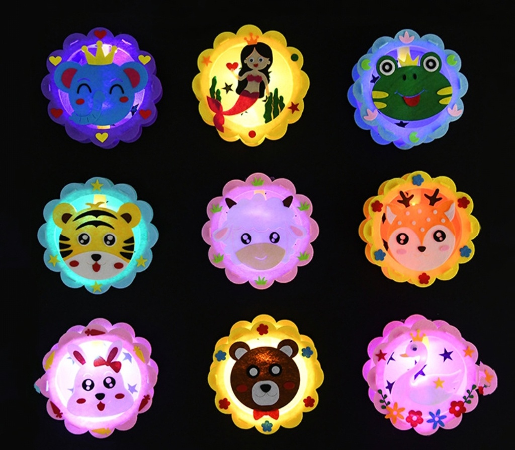 Lồng đèn trung thu vải không dệt hình thú