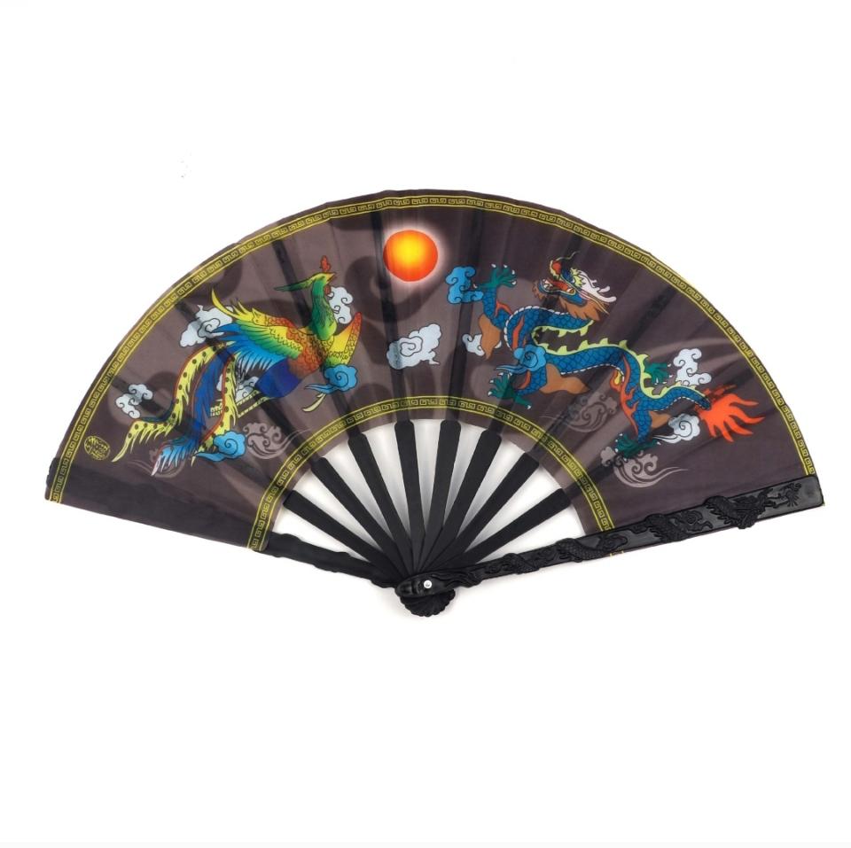 Quạt xếp cầm tay